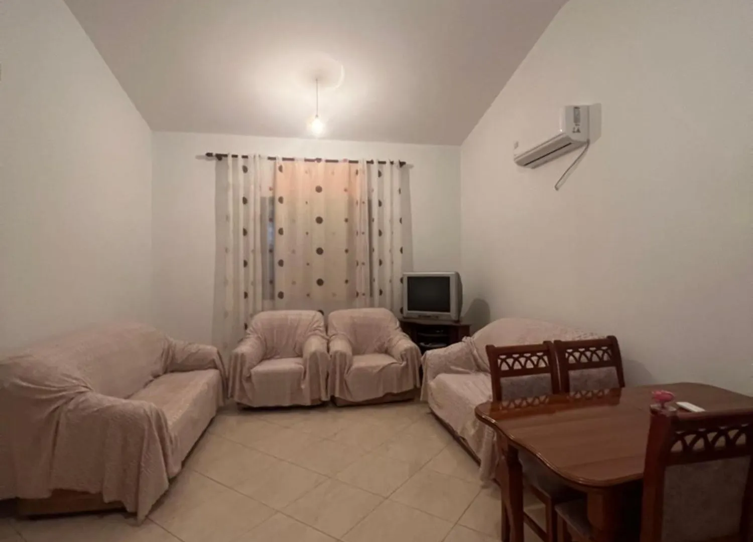 Cela House Divjake Albanien